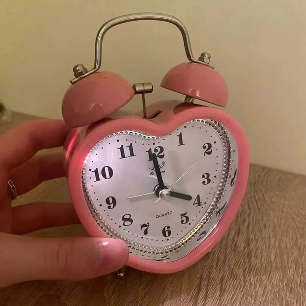 New Heart Shape Snooze Wake Up Clocks No Ticking Time Clocks Girls