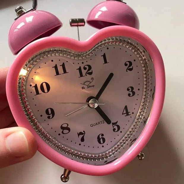 New Heart Shape Snooze Wake Up Clocks No Ticking Time Clocks Girls